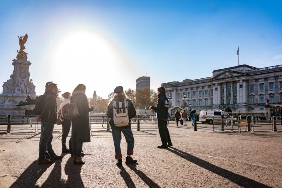 London: Best Landmarks Walking Tour - Westminster Abbey to St James’s Park: following the royal trail