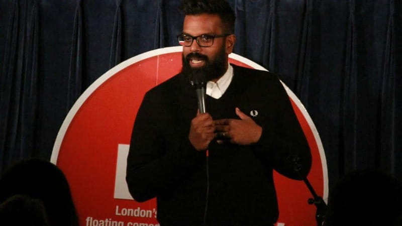 London: Boat Show Comedy Club Experience - A London Comedy Club With City Views From the Water