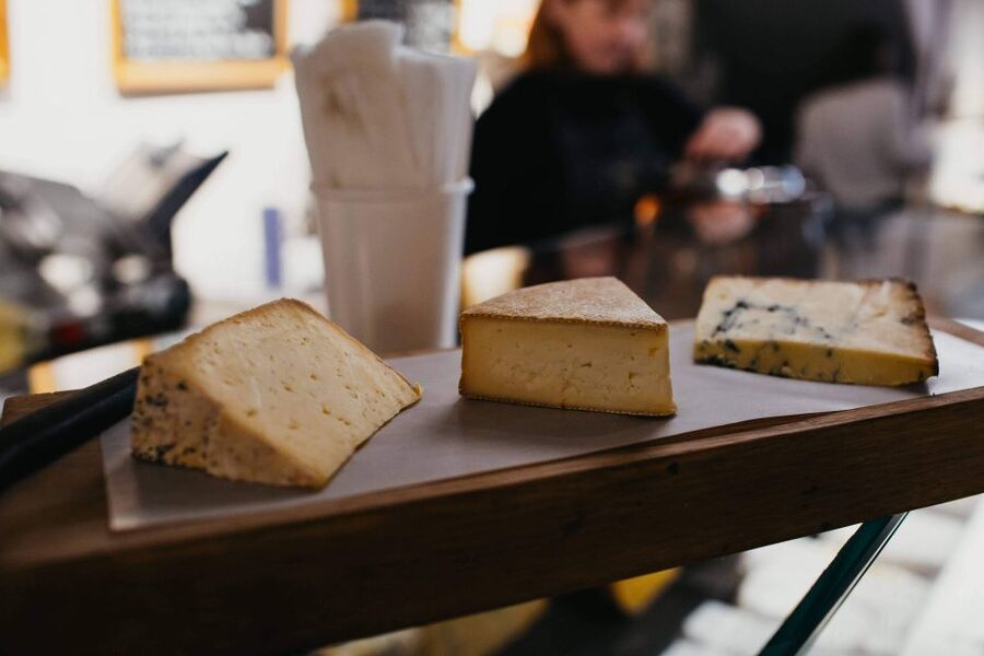London: Borough Market Food Tour with Local Guide - Baby Bacchus: private wine and cheese pairing to close the loop