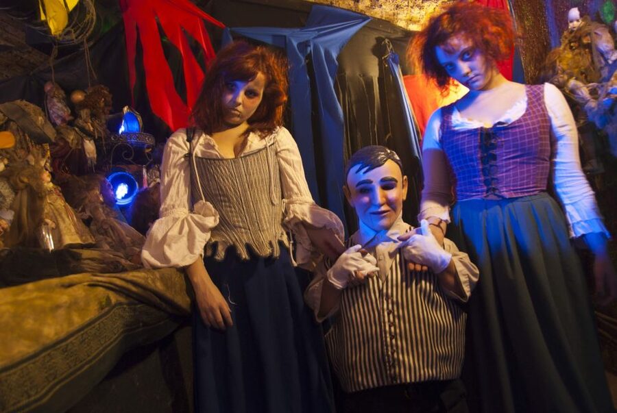 London Bridge Experience and Tombs Entrance Ticket - Price and ticket value: what $35.70 gets you