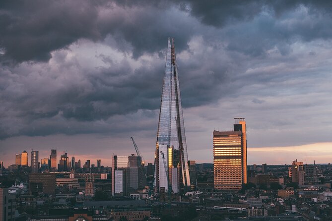 London Bridge Ghost Walking Tour - The Shard stop and the skyline moment that changes the mood