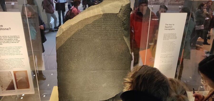 London: British Museum Archaeology Course and Guided Tour - Where the tour starts, and why that matters inside the British Museum