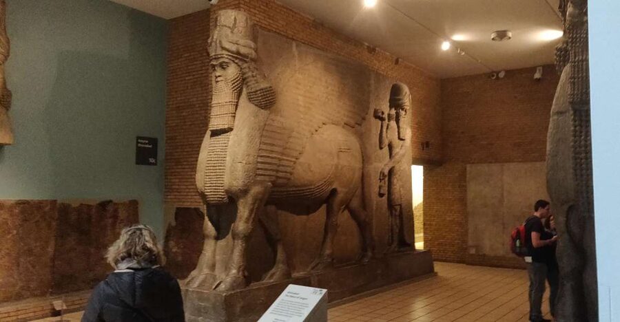 London: British Museum Archaeology Course and Guided Tour - Famous artifacts you’ll see, and how the guide helps you make sense of them