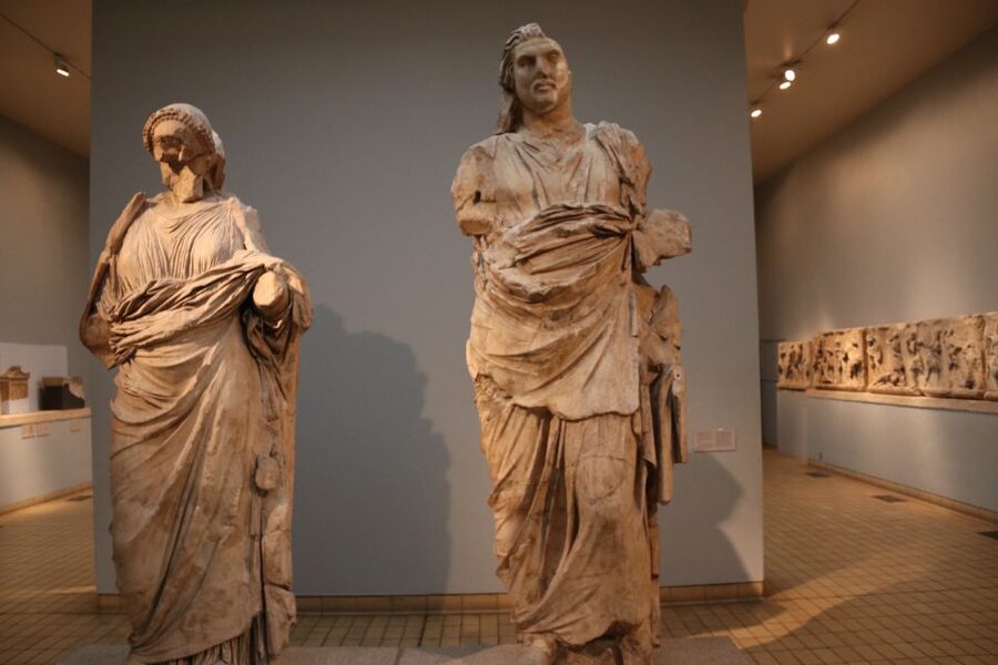 London: British Museum Archaeology Course and Guided Tour - The Royal Game of Ur: a break that turns into real learning