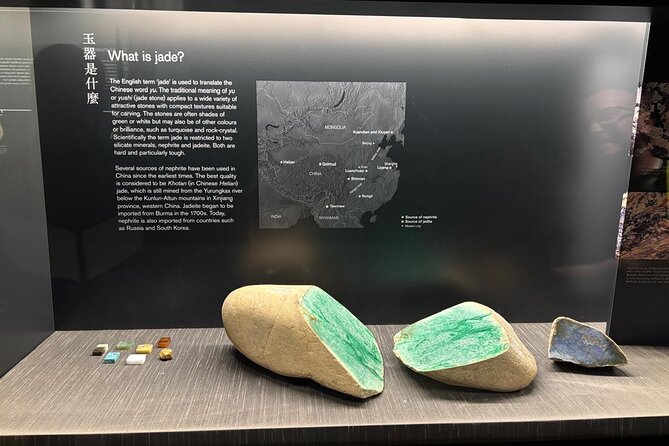 London: British Museum's English Audio Tour with Free Reservation - Entering the British Museum: why a free reservation can be worth $11