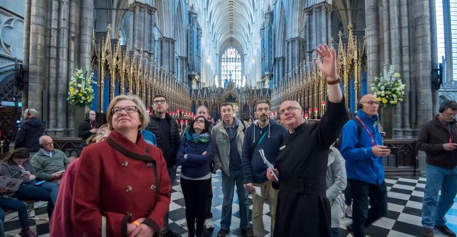 London: Buckingham, Big Ben & Westminster Abbey Tour - Should you book this London Royal Tour?