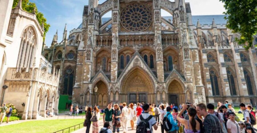 London: Buckingham Palace & Big Ben & Abbey Private Tour - A 6-hour Westminster loop that actually feels organized