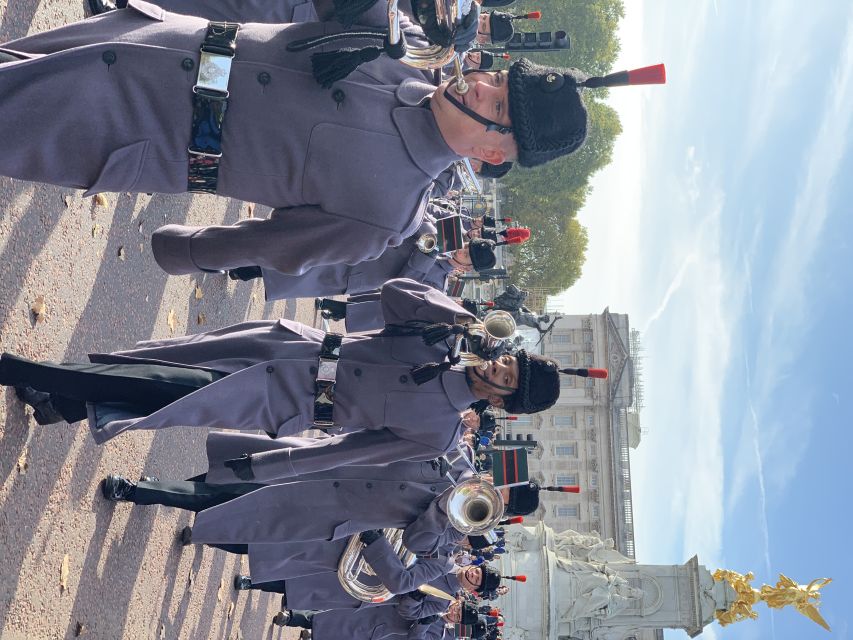 London: Buckingham Palace & Changing of the Guard Experience - Should you book Buckingham Palace and Changing of the Guard with a guide?