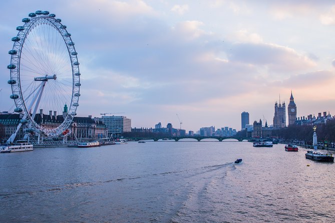 London by Night Independent Sightseeing Tour with Private Driver - Stop 2: Millennium Bridge and the St Paul’s backdrop