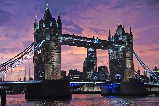 London by Night private Tour - London lights with a driver: the real value of a 3-hour private night tour