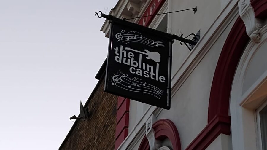 London: Camden Town Amy Winehouse Tour - The guide experience: Charlie and Ceri know how to make the places click