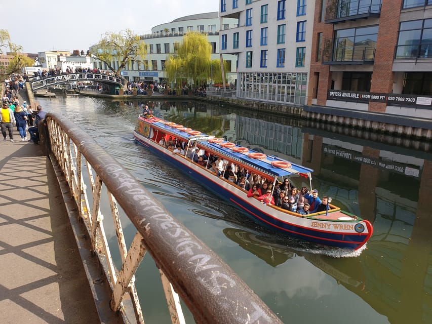 London: Canal Boat Ride on Camden Lock - Hampstead Road Lock: the working lock demo that steals the show