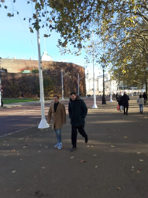London: Central London Outdoor Tour - Changing of the Guard: The One Extra You Should Plan For