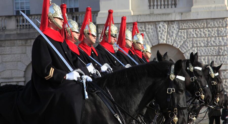 London: Changing of the Guard Tour at Buckingham Palace - Meeting at Victoria Palace Theatre, and how to not get separated