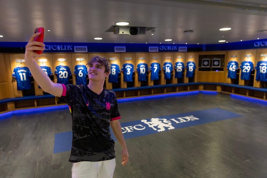 London: Chelsea FC Museum and Stamford Bridge Classic Tour - Key Things I’d Zoom In On