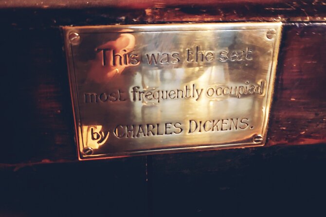 London Christmas Carol & Charles Dickens Small Group Walking Tour - Royal Exchange: the Ghost of Christmas yet to come meets the trading steps
