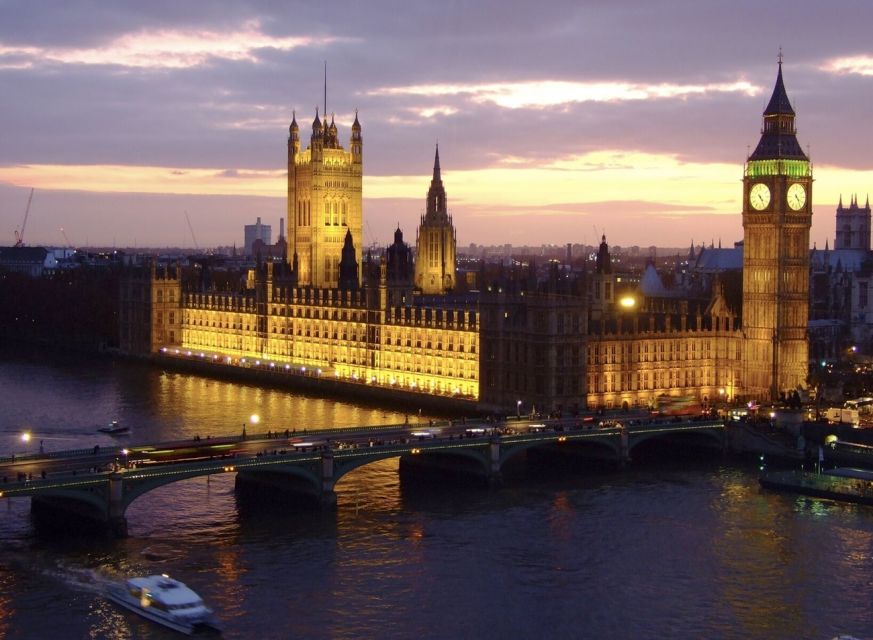 London: Christmas Eve City Tour with Dinner & Midnight Mass - Price and Value for a 6-Hour Christmas Eve Plan