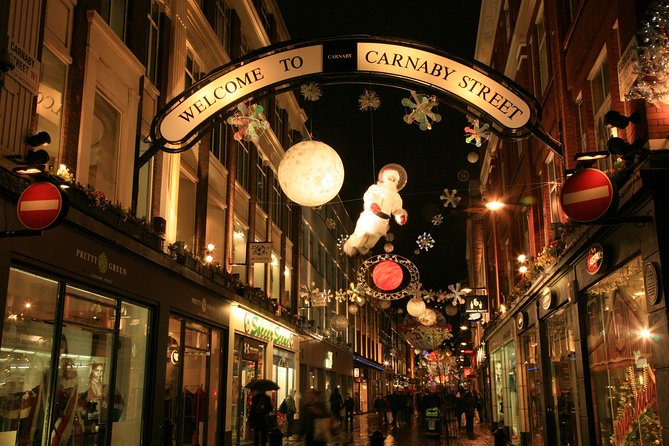 London Christmas Eve With 3 Course Dinner and Midnight Mass - Who this London Christmas Eve tour suits best