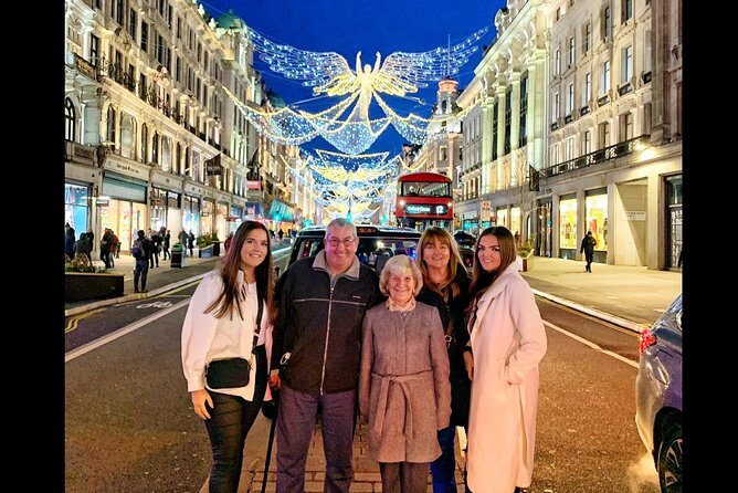 London Christmas Lights Guided Tour by Cab - South Bank by Waterloo Bridge: big views without the long walk