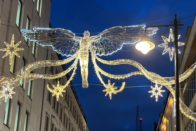 London Christmas Lights Guided Tour With Christmas Music - Stop by stop: Oxford Street, Neal’s Yard, Seven Dials, and the rest
