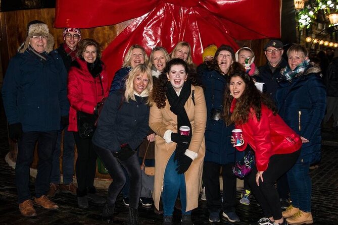 London: Christmas Lights Guided Walking Tour - Trafalgar Square Christmas Market and the Norway Tree