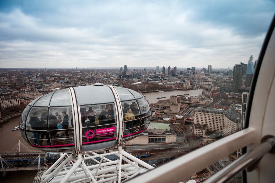 London: City Tour with River Cruise & London Eye - Thames River cruise: a calmer view after the busy stops