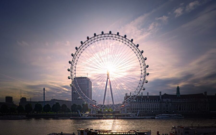 London: City Tour with River Cruise & London Eye - London Eye on Europe’s tallest Ferris wheel: the payoff, with timed entry