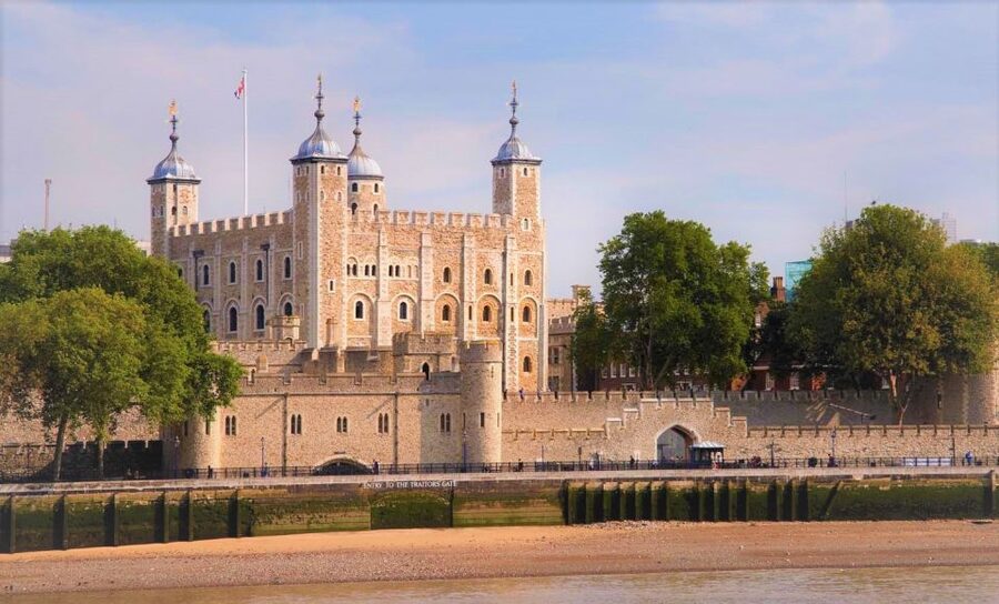 London: City Tour with River Cruise & London Eye - Price and logistics: what you are paying for, and what you are not