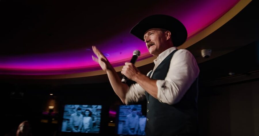 London: Country Music Party with Line Dancing, Two-stepping - Where the Bar Fits In (So You Don’t Lose the Rhythm)