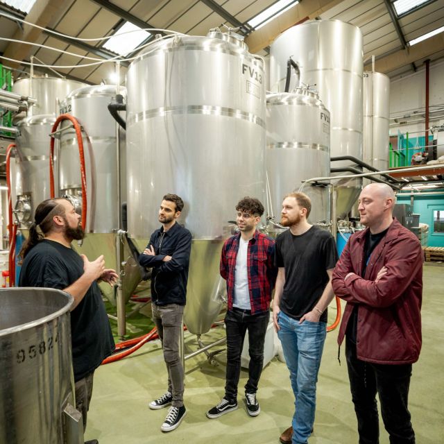 London: Craft Brewery Tour with Tasting of 4 Beers - London beer stories that connect the past to what’s in your glass