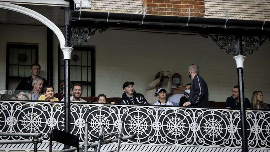 London: Craven Cottage Guided Tour at Fulham Football Club - Craven Cottage in one hour: what the guided route actually covers