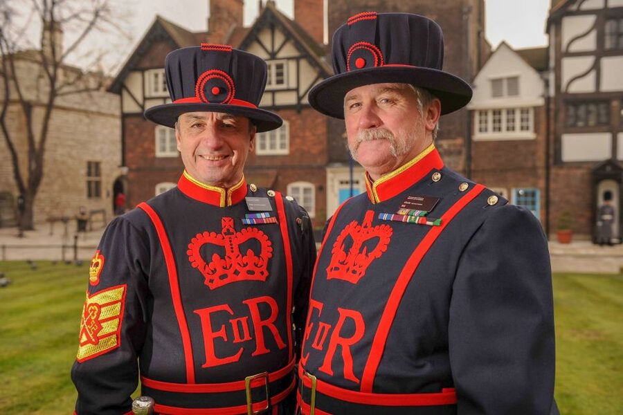 London: Crown Jewels Tour with River Cruise - A 4-hour Crown Jewels day that doesn’t waste your time