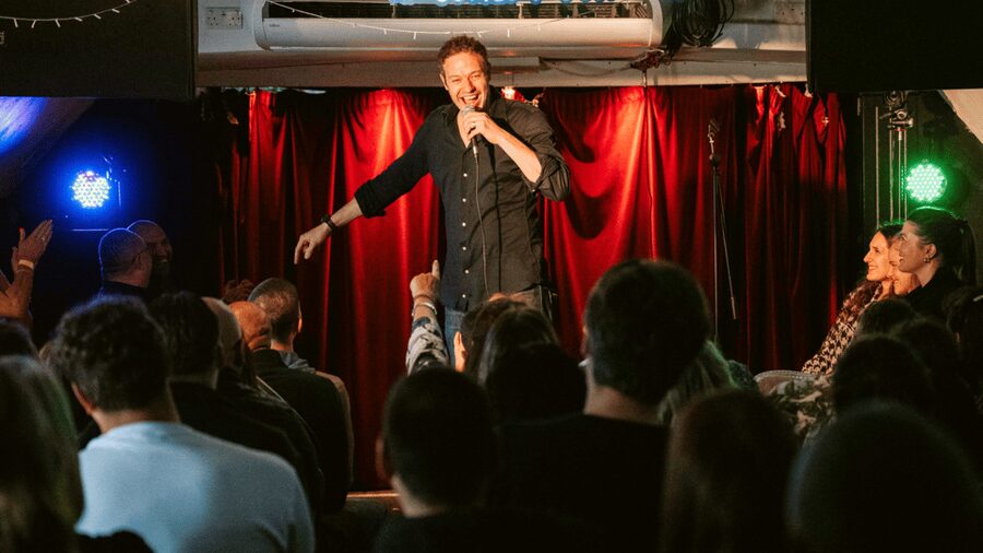 London: Dark Comedy on Iconic Battersea Barge - Practical tips so you get the best night