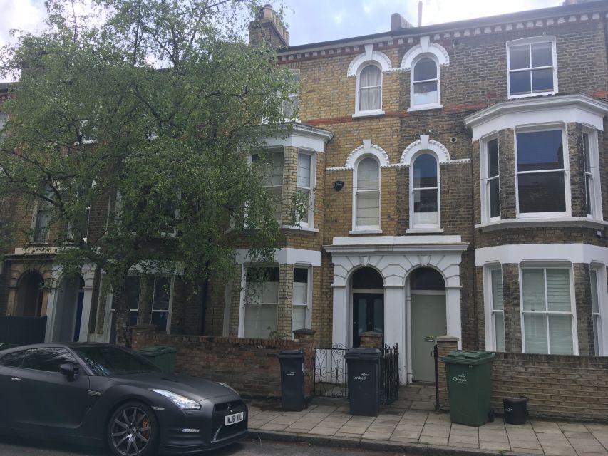 London: David Bowie Walking Tour - Key moments on the David Bowie walk