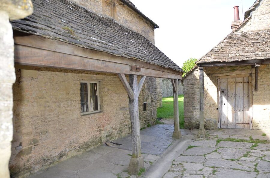 London: Downton Abbey Countryside Black Taxi VIP Tour - Who this tour suits best