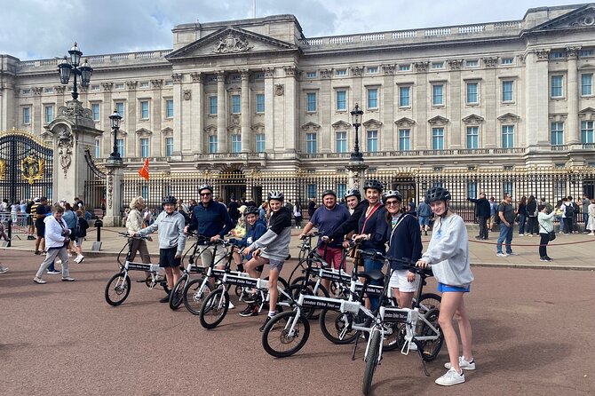 London E-Bike tour & Borough market - Meeting at Blackfriars, Then Riding at a Realistic Speed