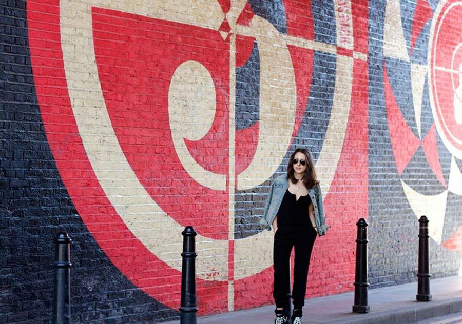 London East End - Guided Walking Tour 12 guests 2,5h - Artillery Passage: Where Street Art Gets Personal