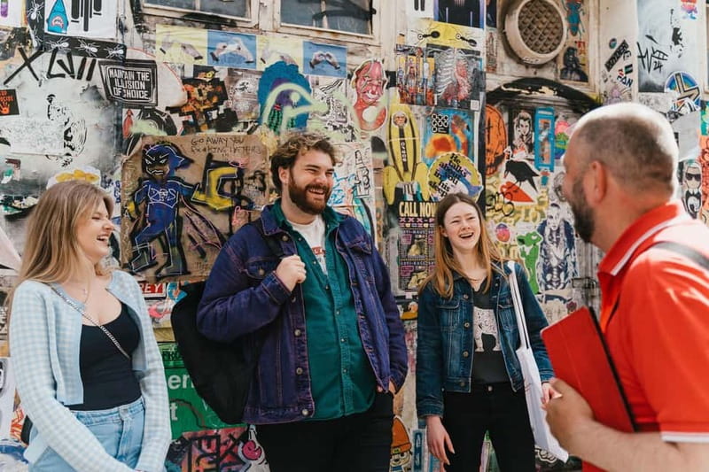 London: East End Instagrammable Street Art & Graffiti Tour - Side streets that turn street art into a scavenger hunt