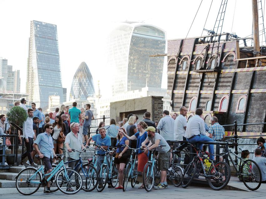 London: East London Town 3.5-Hour Bike Tour - Start at Kennington and get set up without friction
