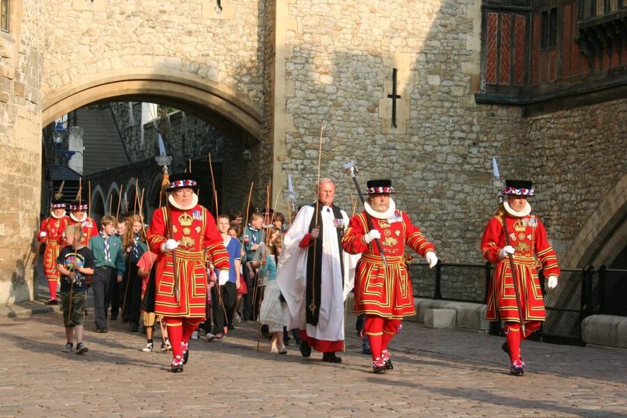 London: Easy Access Tower of London and Crown Jewels Tour - White Tower and Armoury stops that explain power