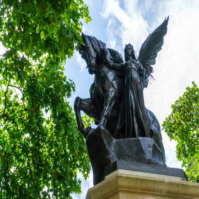 London Family-Friendly Walking Tour with Fun Activities - Key things to know before you go