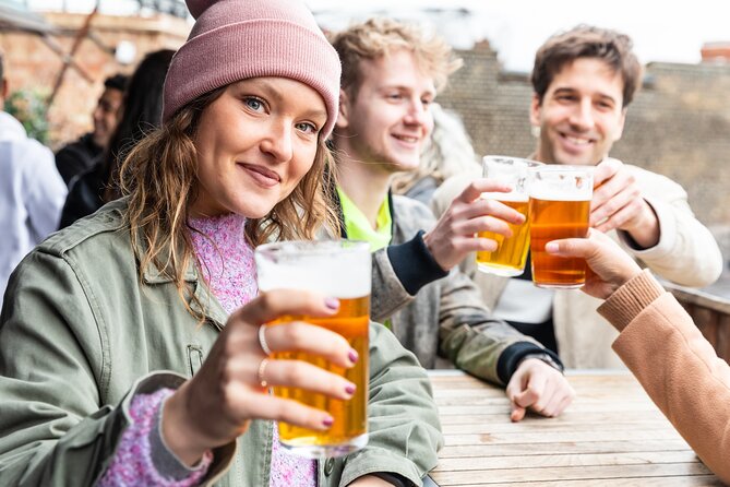 London Food & Drinks Private Tour - British Taverns & Pubs - Shoreditch and street art walking time: where the tour starts to click