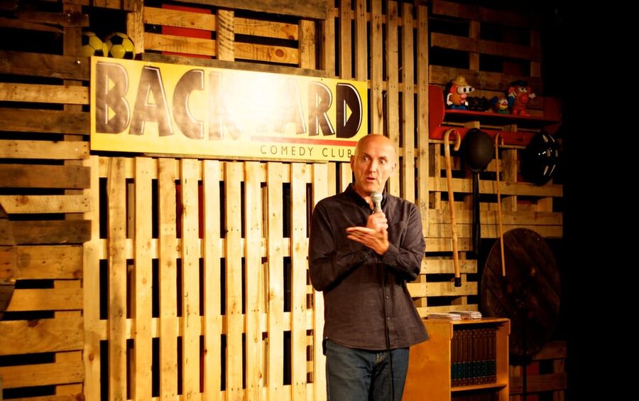 London: Friday Night at The Backyard Comedy Club - Key things to know before you go
