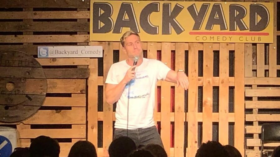 London: Friday Night at The Backyard Comedy Club - What it feels like once the show starts