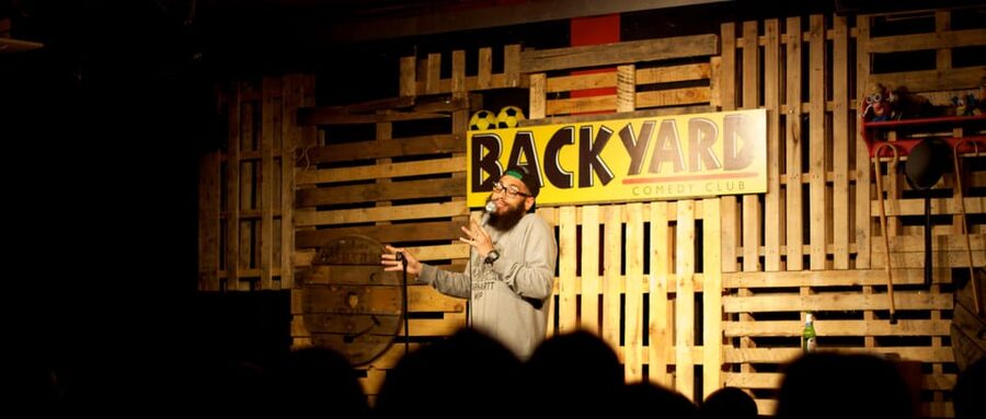 London: Friday Night at The Backyard Comedy Club - Rules that shape your night (plan ahead so you can relax)