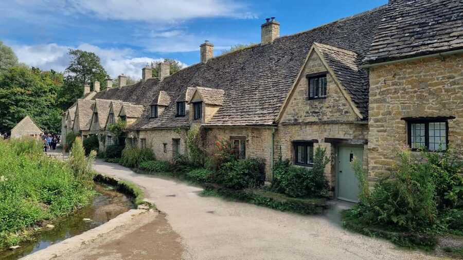 London: Full Day Cotswolds Tour with Shakespeare's Stratford - Key things that make this Cotswolds plus Stratford day work