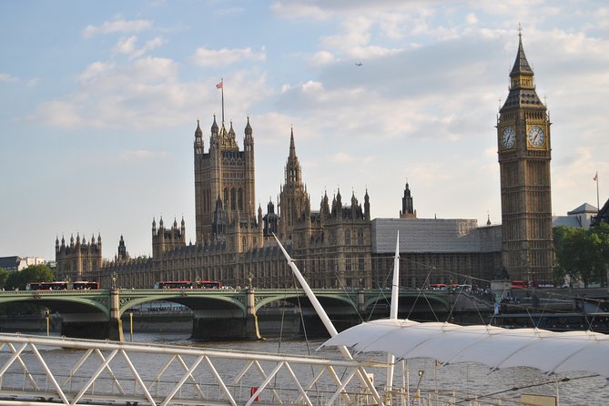 London Full Day Private Driving Tour - Trafalgar Square and its easy free-world charm