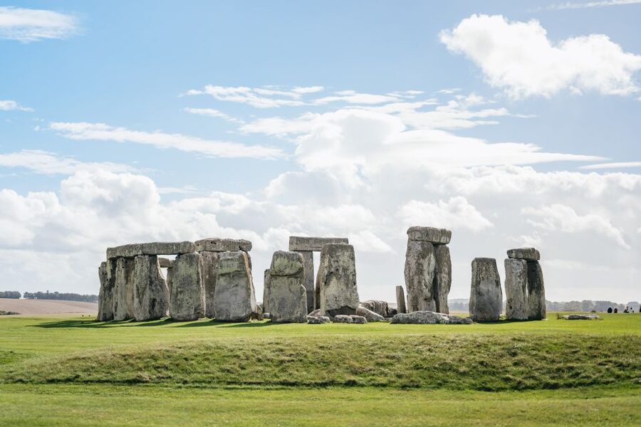 London: Full-Day Windsor, Stonehenge, and Oxford Tour - What’s included at this price, and how to judge the value
