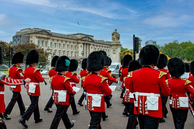 London Fully Tailored Private Tour: Half-Day with Local Guide - Restaurant Reservation, Local Navigation Tips, and Food Without the Stress