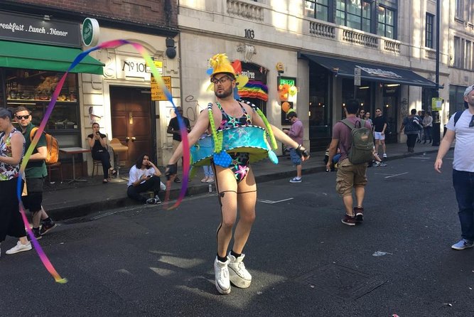 London Gay Tour with a Local, Soho’s LGBTQ+ Nightlife, Private & Custom - Stop 3, independent book culture where resistance stories live